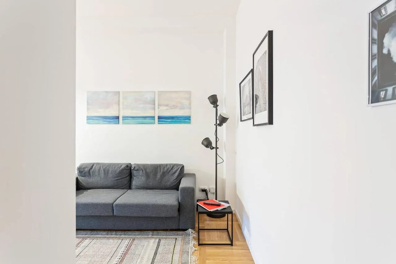 Design And New Flat In Navigli District Apartman Milánó